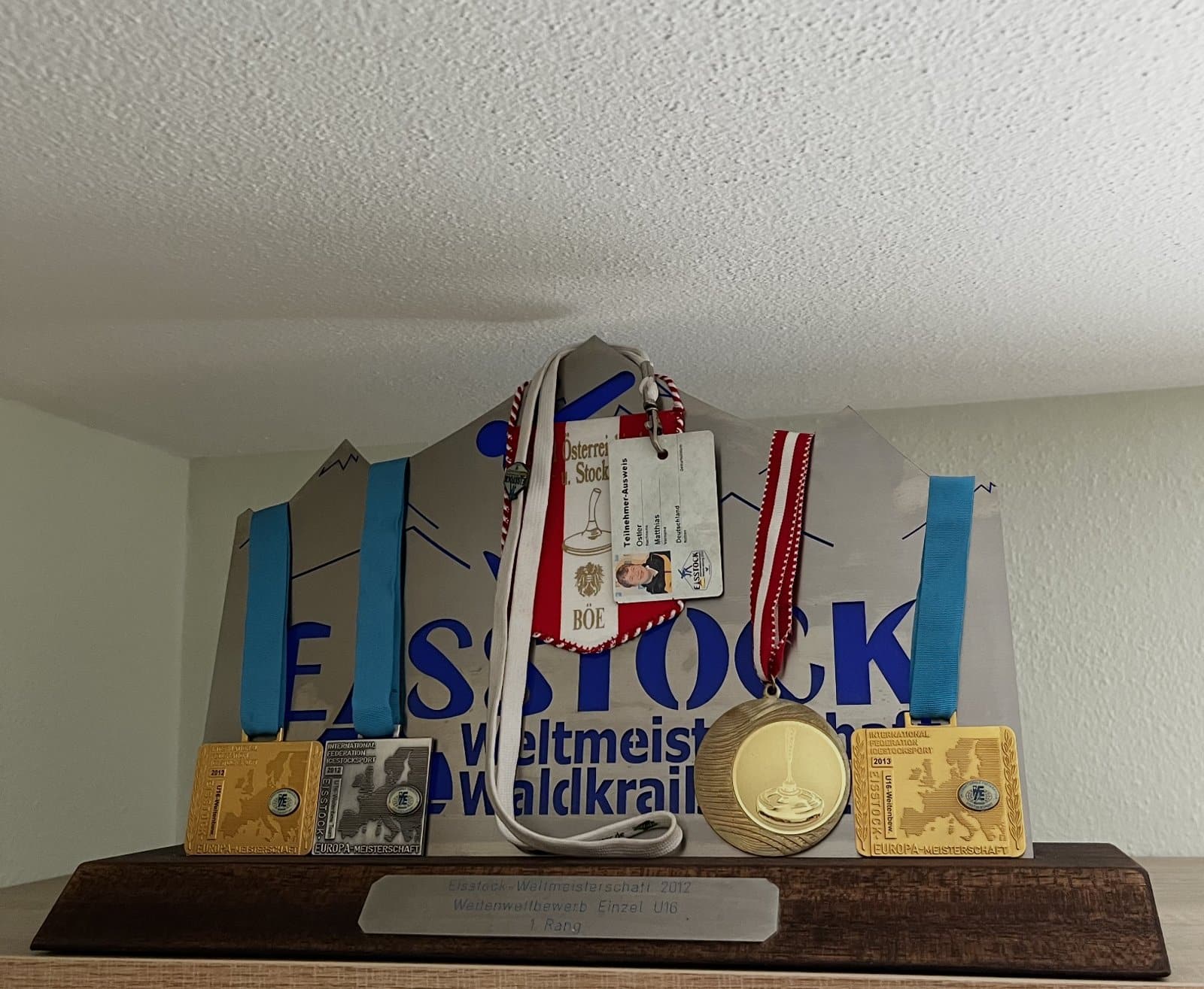 Eisstock-Medaillen: Weltmeisterschaft Waldkraiburg und Europameistertitel